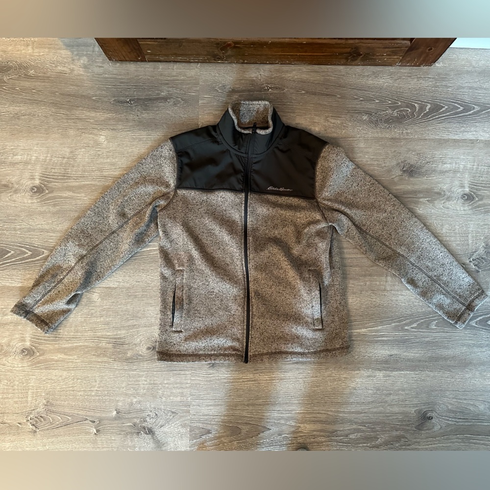 Eddie Bauer - Men’s Zip Up - Size Medium - Worn Twice